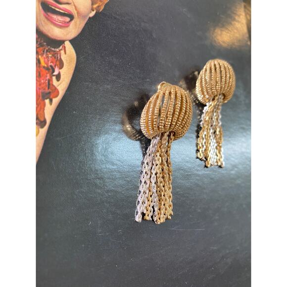 1950s novelty earrings clip on gold and silver novelty mushroom tassel jewelry - Picture 3 of 6